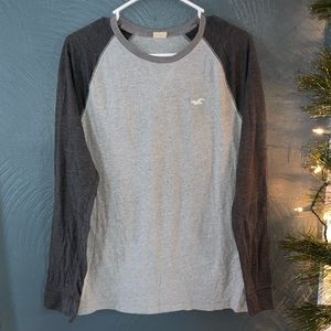 Men’s Hollister Long Sleeve Medium
